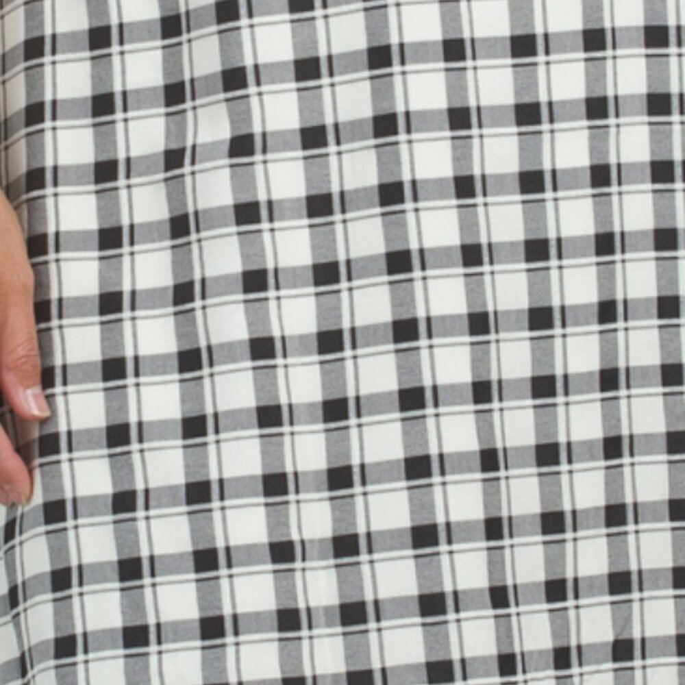 GILLI Plus Plaid Faux Wrap Dress - Picture 4 of 6